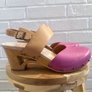 Dansko “Thea” clog in Orchid pink and tan